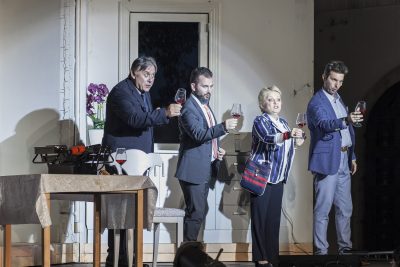 Szabó Máté: Figaro házassága, 2018., A Szentendrei Teátrum és a Co-Opera koprodukciója, Fotó: Piti Marcell (2018). Forrás: Dunaparti Művelődési Ház