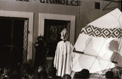 Békés András: Pikkó herceg és Jutka Perzsi, 1970., Szentendrei Teátrum, Fotó: Gajzágó Jolán [talán 1970]., Lelőhely: Ferenczy Múzeumi Centrum, Történeti gyűjtemény